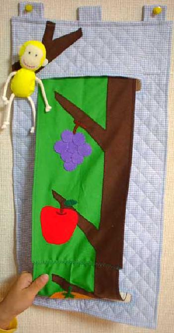 ぶどうとりんごのアップリケ