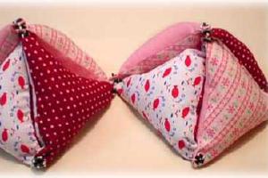 コラム：「さんかくぽっち」１２こ。