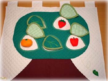 「くだもの」のタペストリー