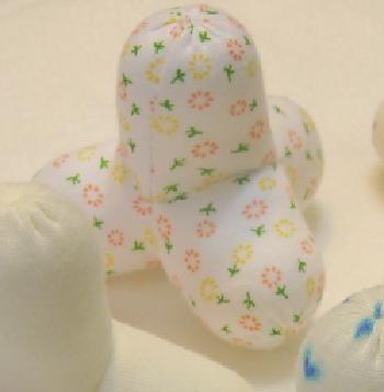 不思議な形の布ボール